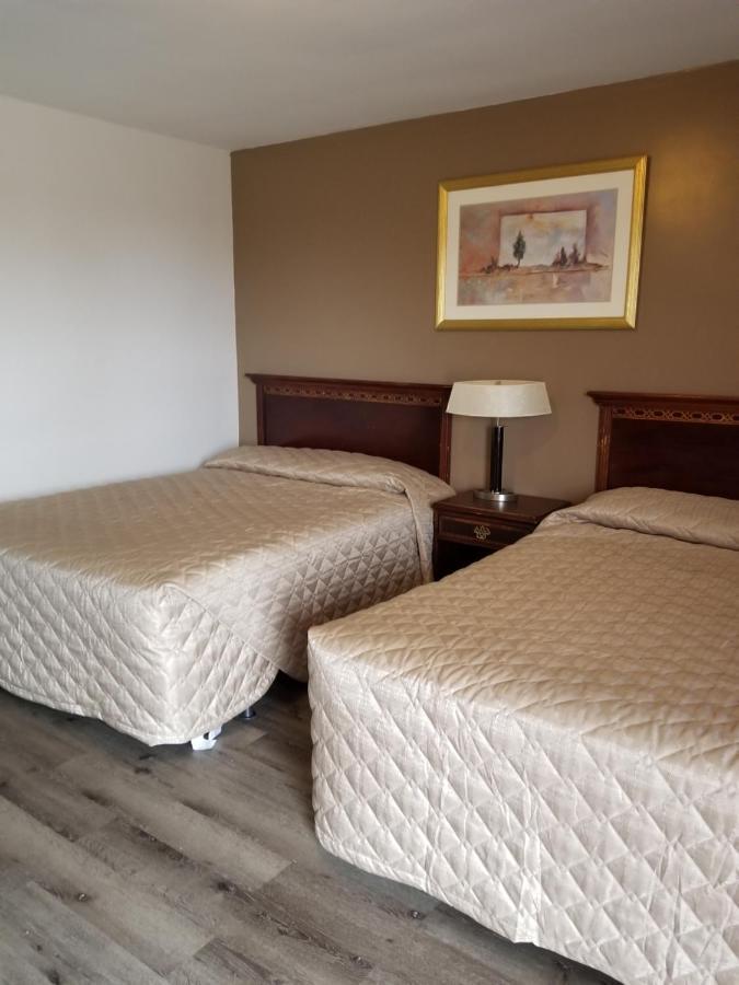 Richard Lake Motel Coniston 外观 照片